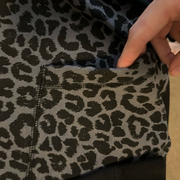 Women’s Black Cheetah Nike Sweater Swoosh Size Small Comfy Crewneck - Picture 8 of 14